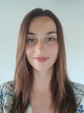 Portrait de Alix HYENNE