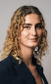 Portrait de Marylou LEMÉNAGER